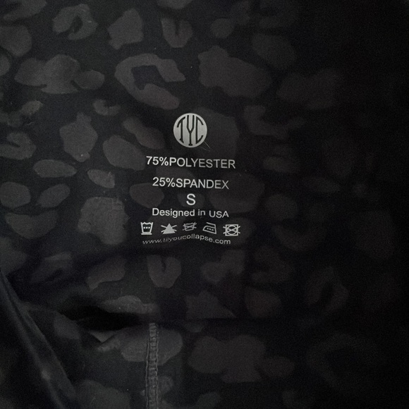 TYC Effortless Classic Leggings - Black Leopard - Picture 3 of 5